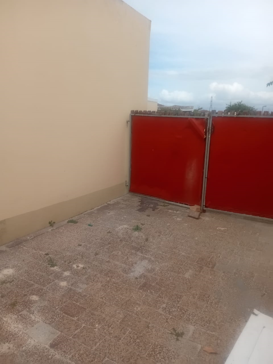 2 Bedroom Property for Sale in Stellendale Western Cape